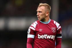 三亿体育体育新闻-弗赖堡球员表现抢眼，引发球迷热议