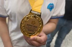 三亿体育体育培训-美国选手在田径短跑比赛中获得奖牌