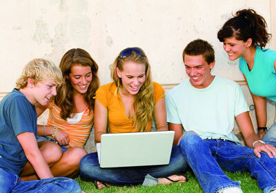 曼城逆转阿贾克斯，晋级四强