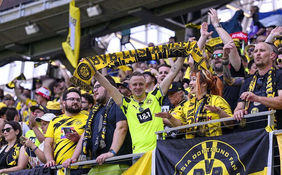 关于柏林联合主场被多特蒙德逼平，保持稳定态势的信息