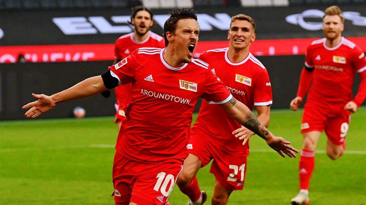 奥格斯堡主场战平，稳固保级的简单介绍