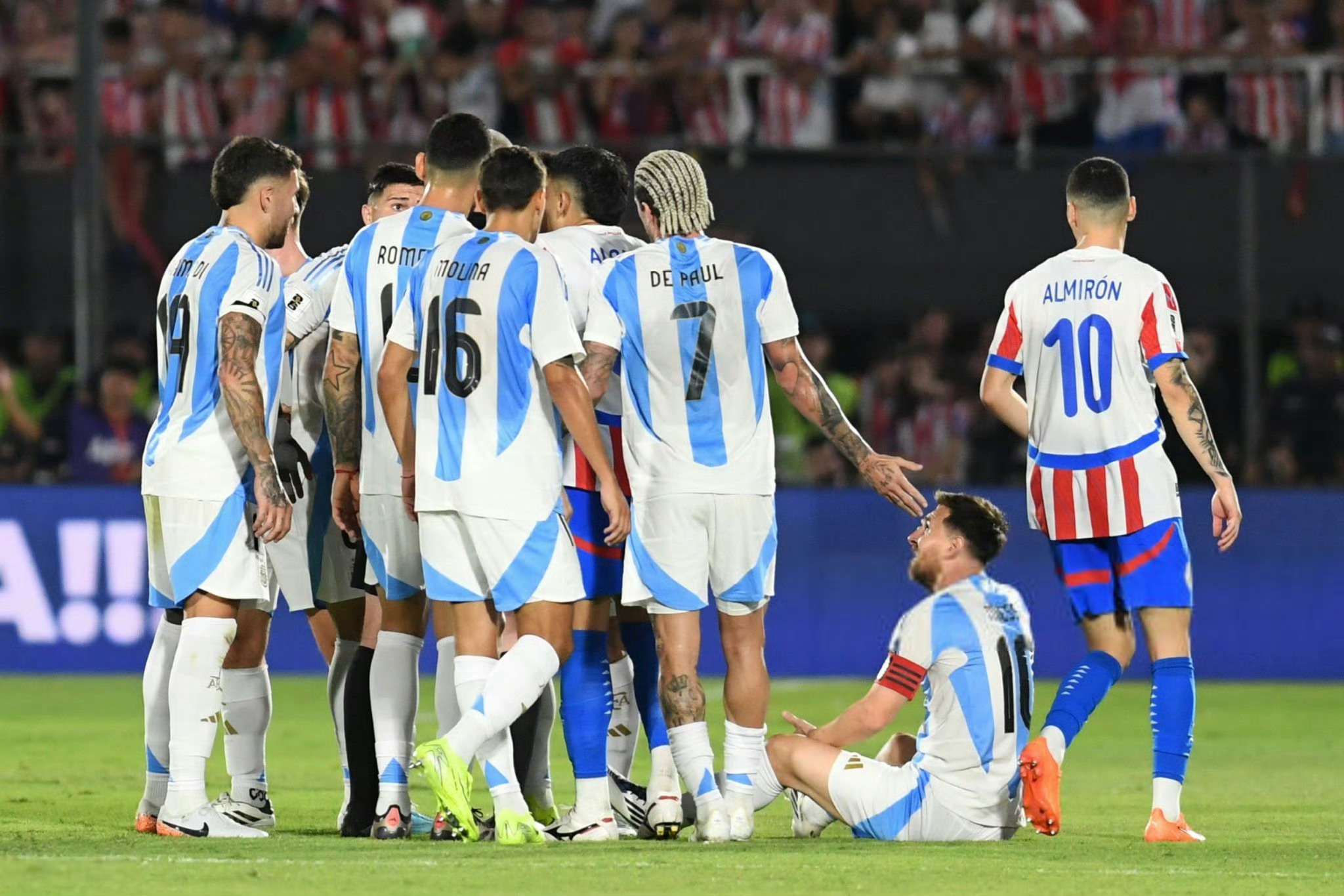 阿根廷球星破门得手，带领球队取得胜利