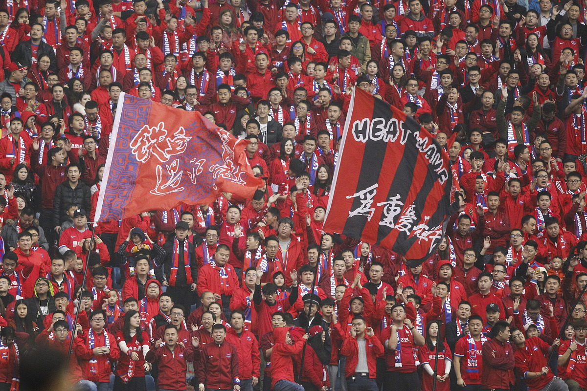 包含曼联主场迎战河床，锋线火力引爆看点的词条