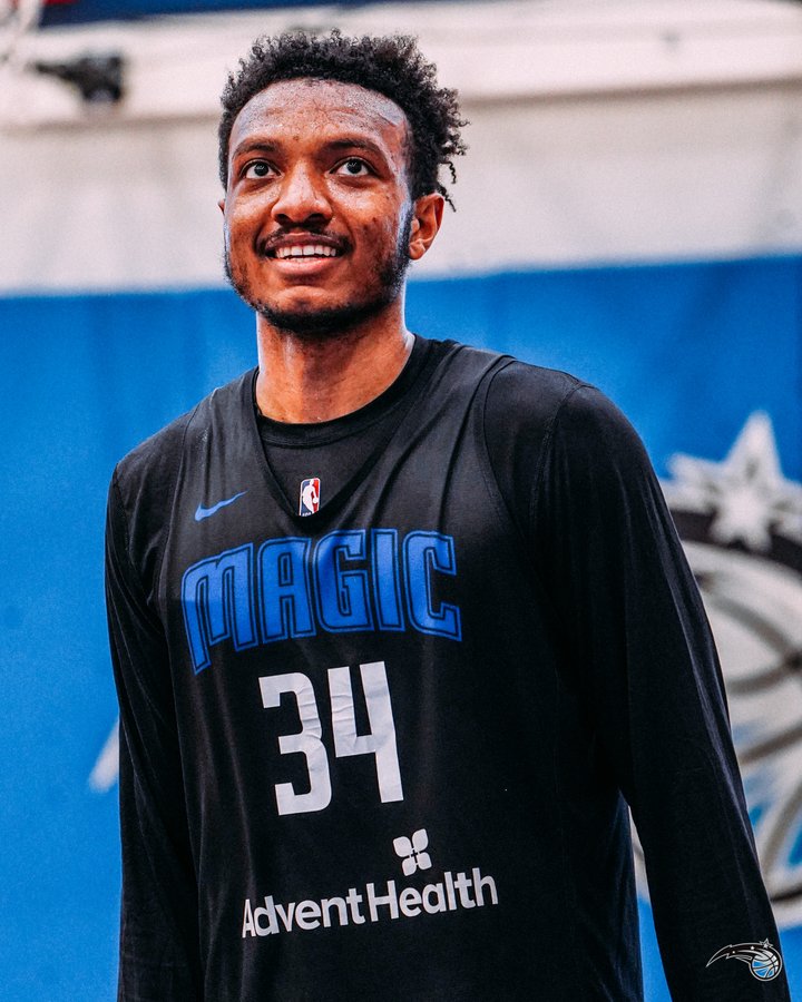 关于奇才球员发表训练感悟，强调全力备战的信息