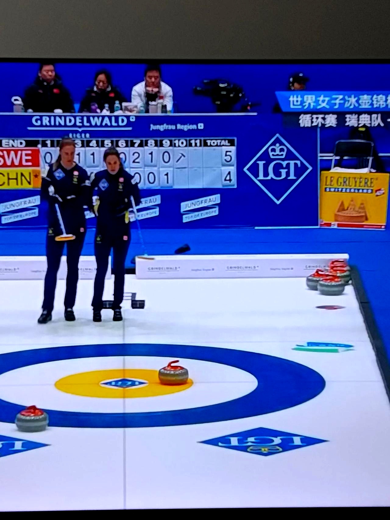 瑞典代表团在击剑比赛中表现优异