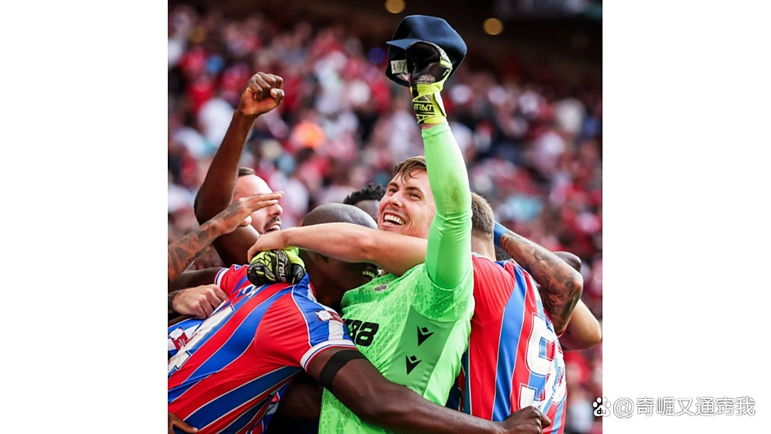 关于利物浦新援表现抢眼，帮助球队登顶积分榜的信息